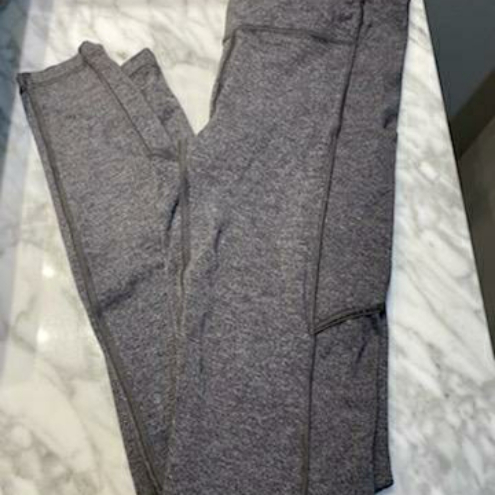 Lululemon pants - Picture 2 of 5